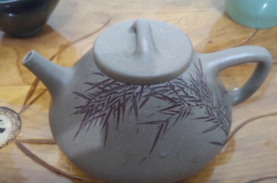 沖泡肉桂用紫砂壺還是蓋碗，武夷巖茶肉桂可以用紫砂壺沖泡嗎？