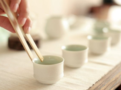 鐵觀音的泡法，水溫100°C最佳第一泡不能喝