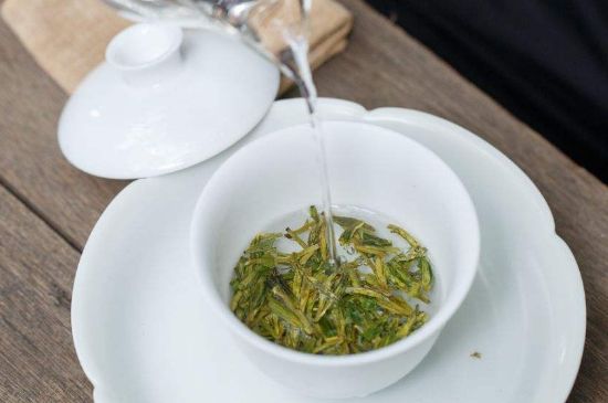 蒸茶和煮茶還有泡茶有什么區(qū)別，泡茶煮茶蒸茶哪個好喝？