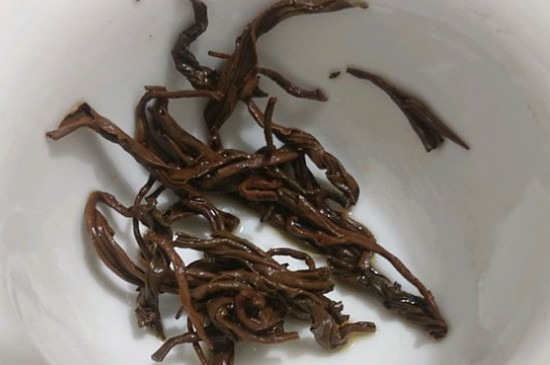 茶葉過期5年了但沒開封，茶葉放久了能喝嗎