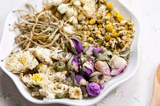祛濕最有效的泡花茶，濕氣重適合泡什么花茶？