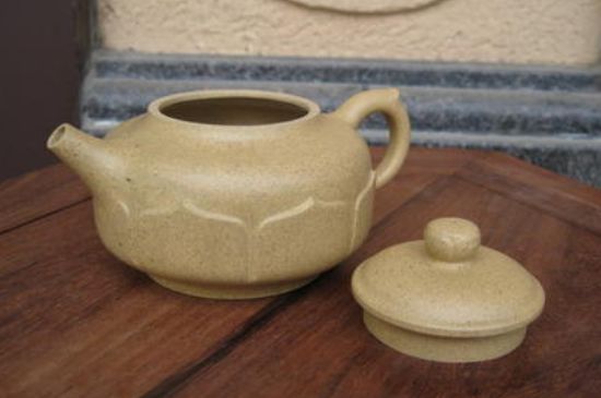 本山綠泥怎么分辨真假，真正的本山綠泥紫砂壺怎么鑒別？
