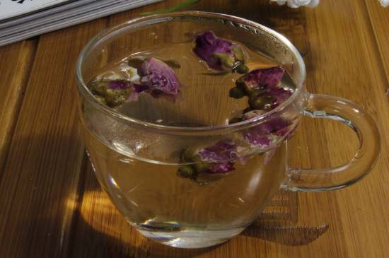 怎么判斷玫瑰花茶好不好，玫瑰花茶怎么樣鑒別