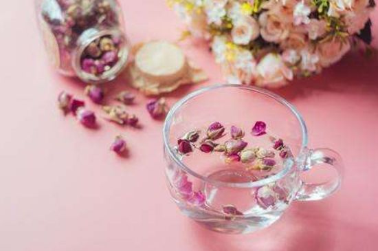 玫瑰花茶是應(yīng)該煮還是蒸，玫瑰花茶是不是煮一下效果更好？