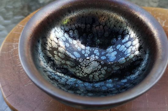 化工建盞是什么樣子的，建盞如何區(qū)分化工釉