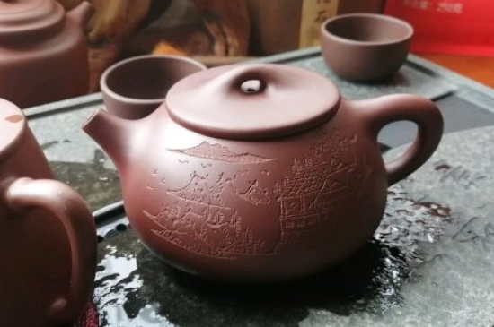 紫砂開壺和不開壺的區(qū)別，<a href=http://www.whyouxin.com/chaju/zisha/ target=_blank class=infotextkey>紫砂壺開壺</a>的正確方法及開壺建議