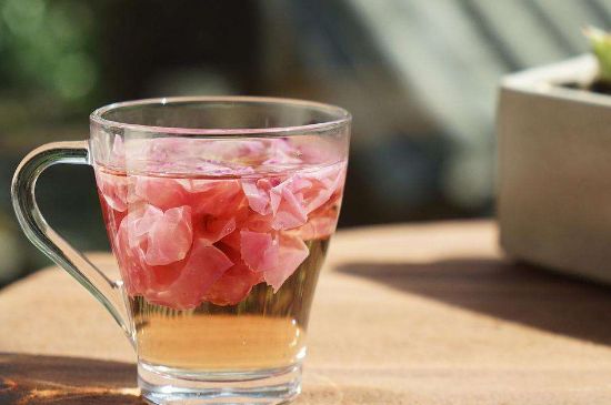 玫瑰花茶和什么搭配好，玫瑰花茶的搭配大全！