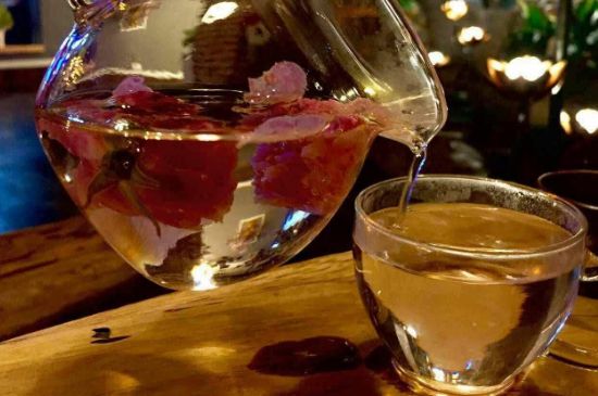 好玫瑰花茶多少錢一斤啊，玫瑰花茶價(jià)格多少錢合理？