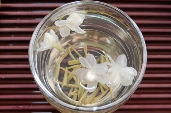 茉莉泡水禁忌，喝茉莉茶葉有什么禁忌
