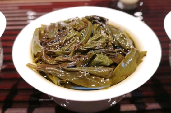 長期喝巖茶會上火嗎？巖茶這樣喝了容易上火！