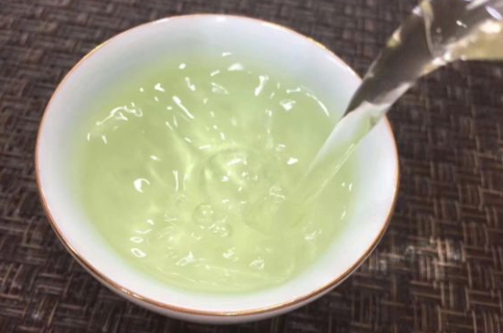 什么茶葉喝起來超級香，什么茶泡出來滿屋濃香?