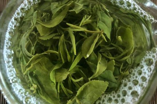 綠茶放了三年還能喝嗎，綠茶放久了喝了會怎樣