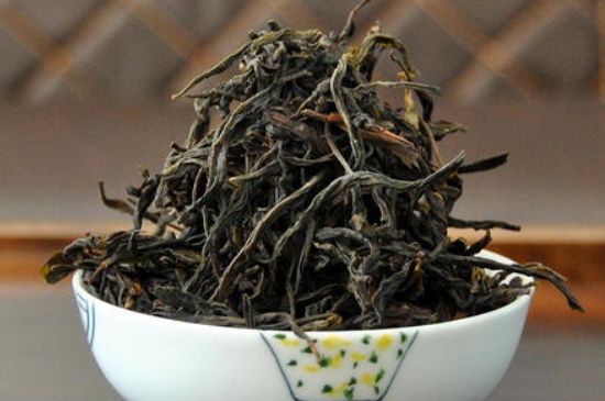 蜜蘭香和鴨屎香區(qū)別，鳳凰單樅鴨屎香vs蜜蘭香圖片對比