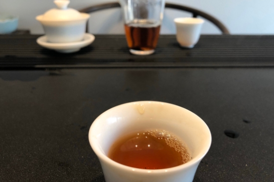 為什么喝巖茶會上火，巖茶喝多上火怎么辦？