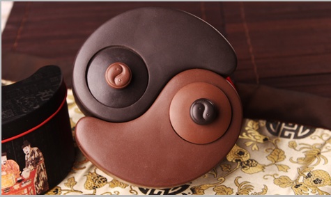 太極陰陽紫砂壺，創(chuàng)意格紫砂壺