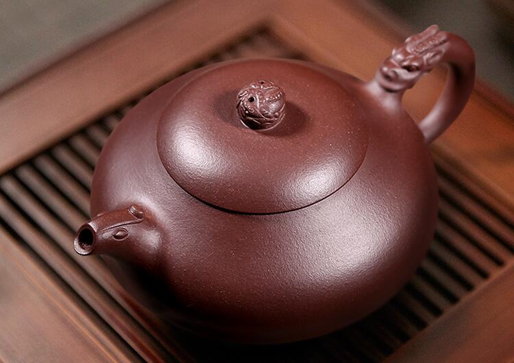 如何鑒別紫砂壺好壞，廉價(jià)的紫砂壺用了會(huì)有什么傷害